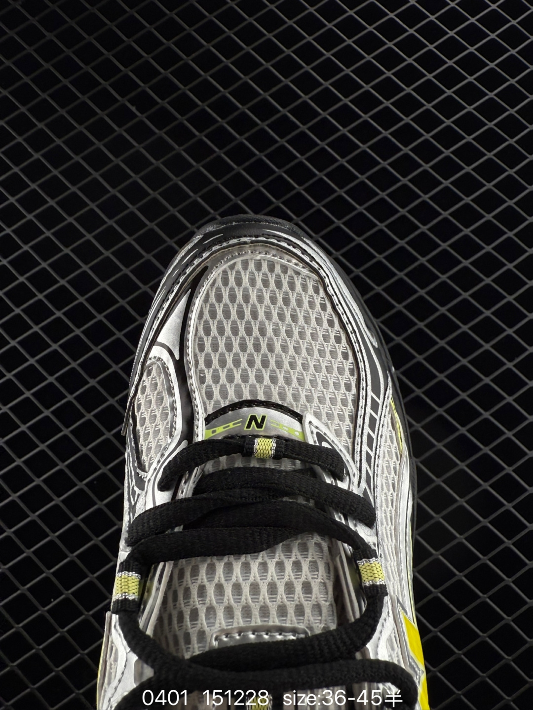 New Balance MR740 NB